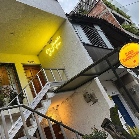 Casa Clandestina Guest House Medellin Exterior photo