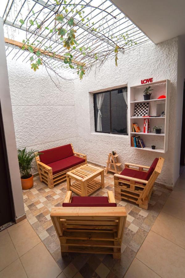 Casa Clandestina Guest House Medellin Exterior photo