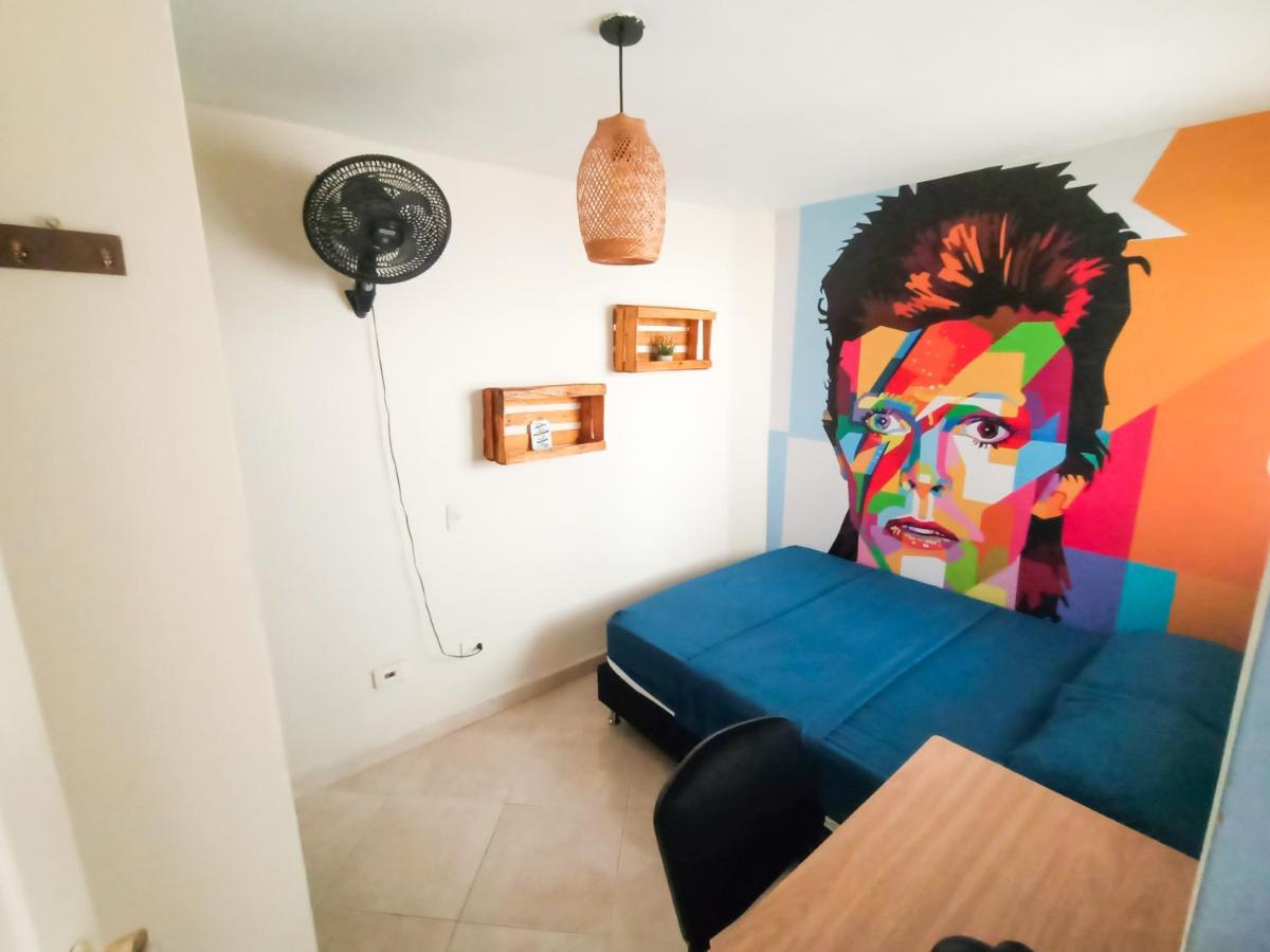 Casa Clandestina Guest House Medellin Exterior photo
